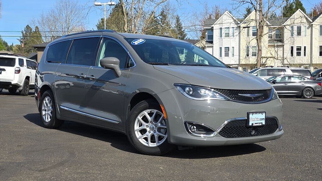 2020 CHRYSLER Pacifica