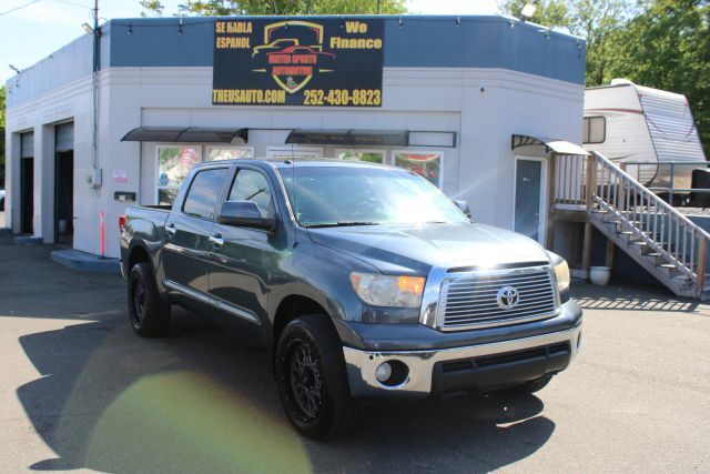 2010 TOYOTA Tundra