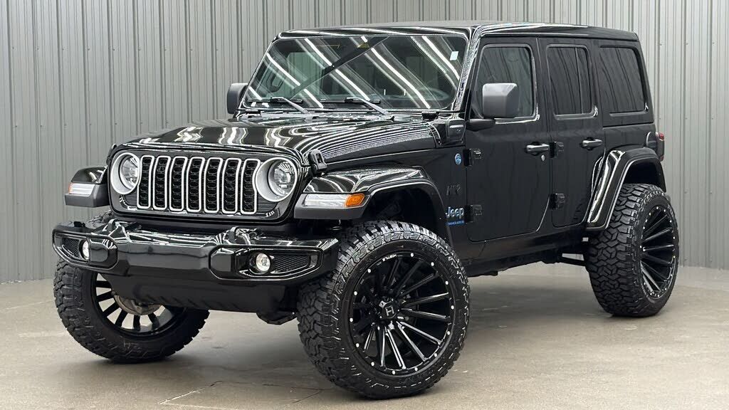 2025 JEEP Wrangler