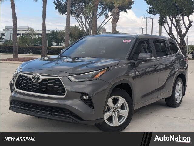 2024 TOYOTA Highlander