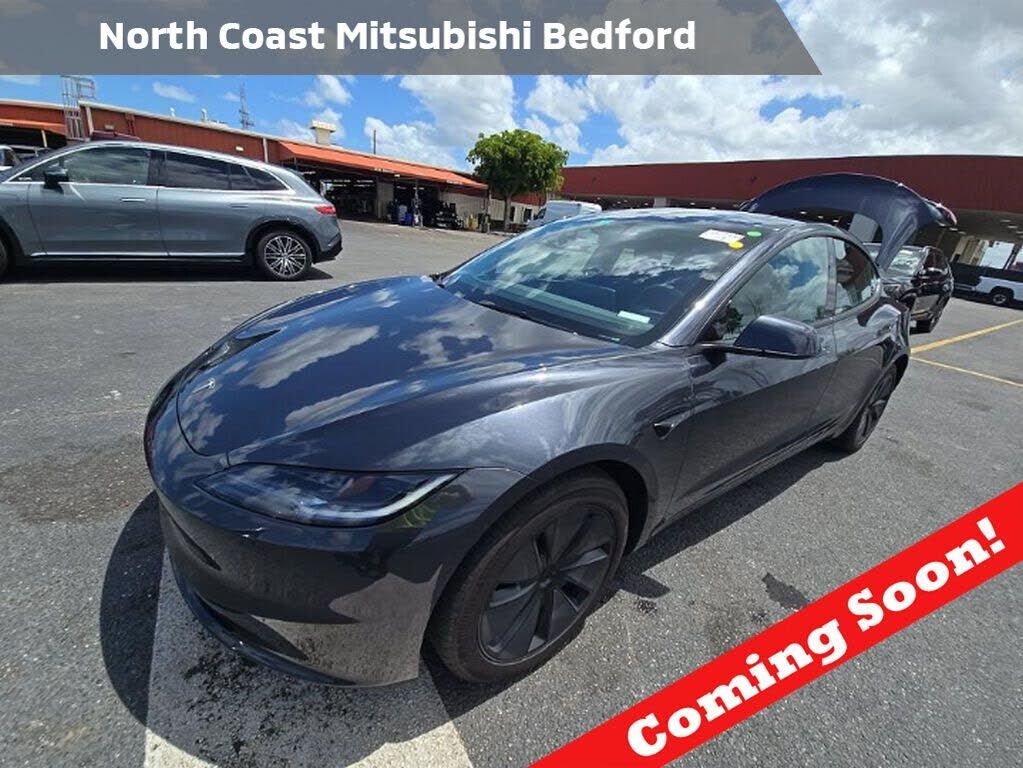 2024 TESLA Model 3