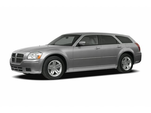 2005 DODGE Magnum