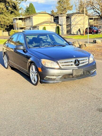 2011 MERCEDES-BENZ C-Class