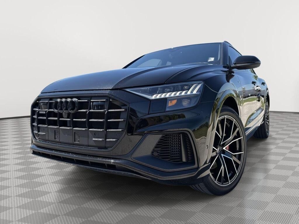 2023 AUDI Q8