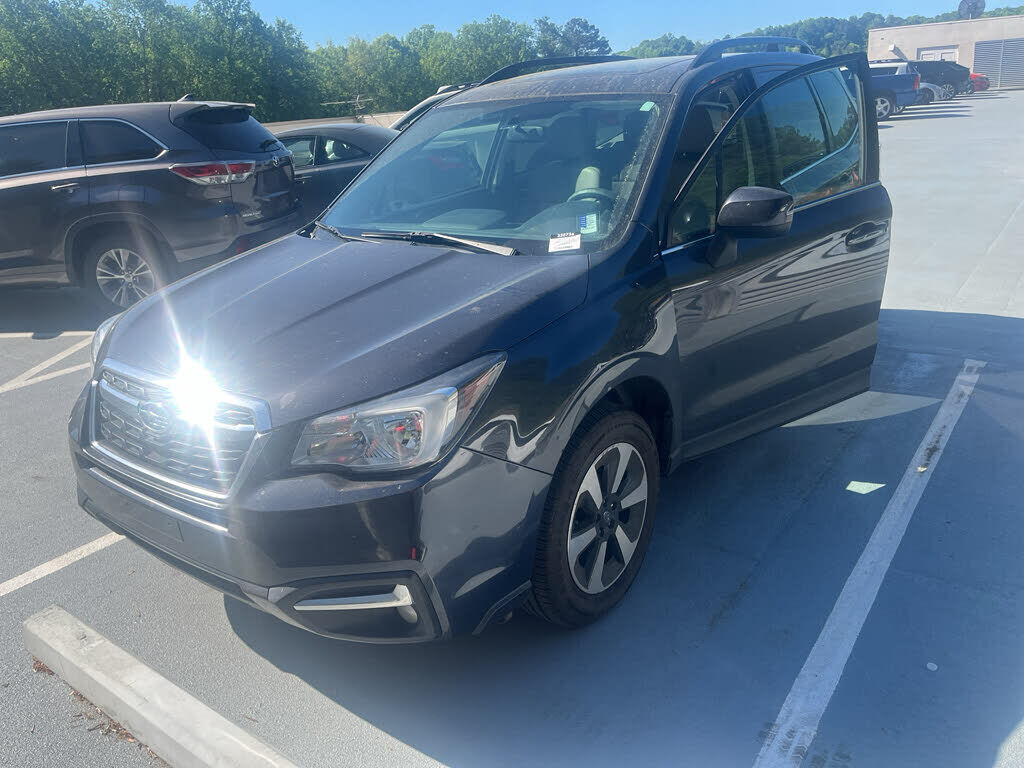 2017 SUBARU Forester