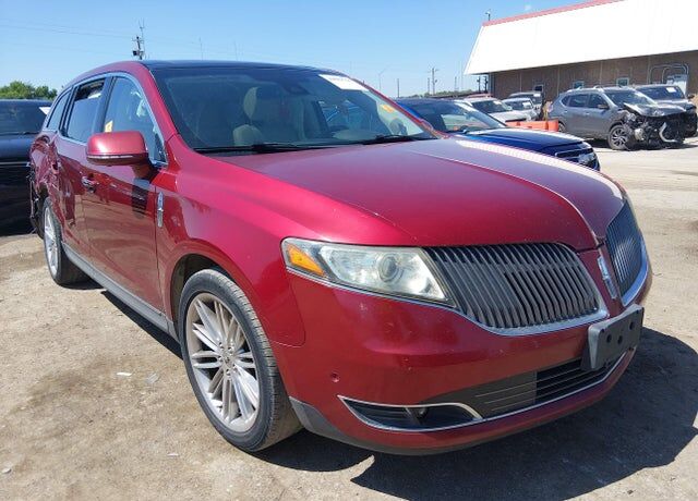 2013 LINCOLN MKT