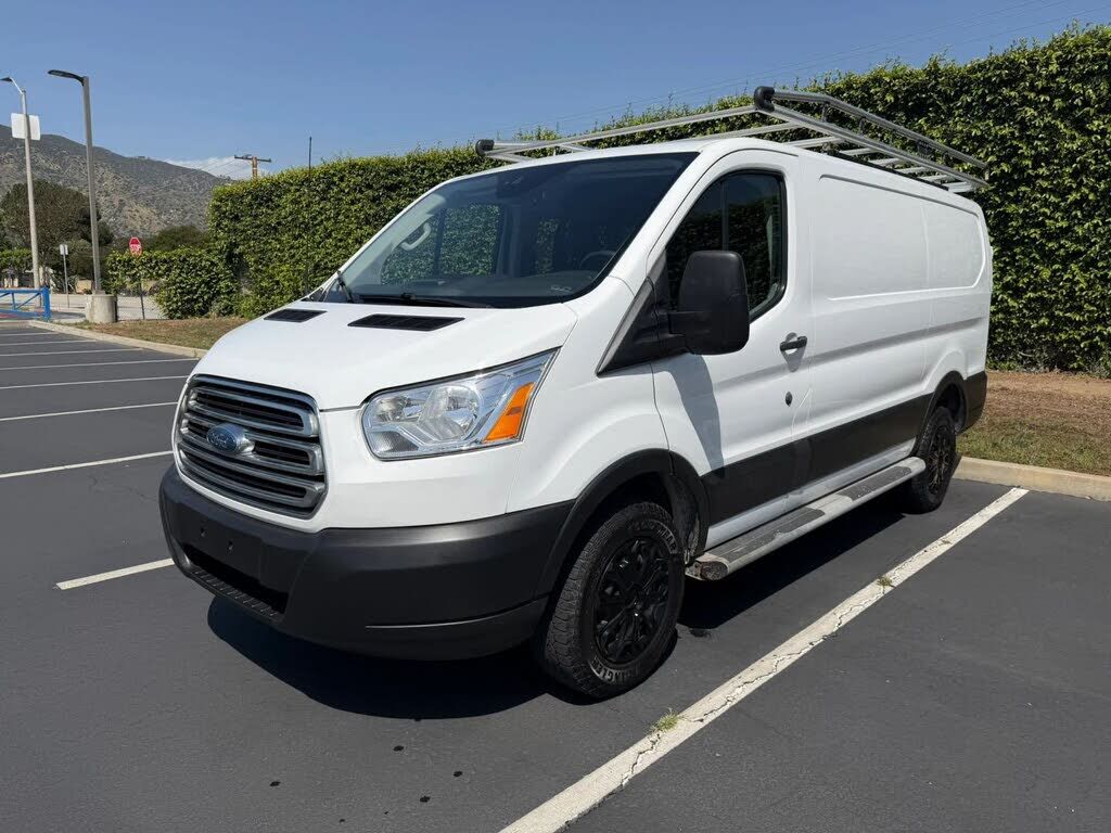 2019 FORD Transit