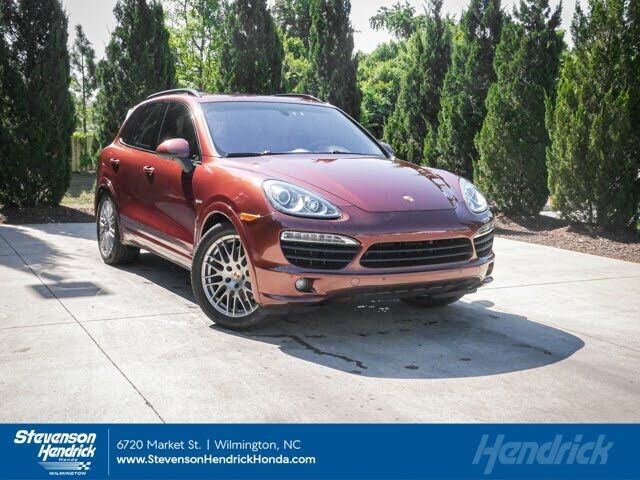 2012 PORSCHE Cayenne