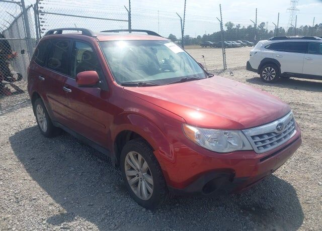 2013 SUBARU Forester