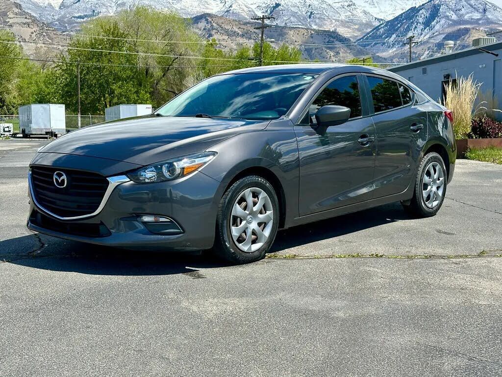 2017 MAZDA Mazda3