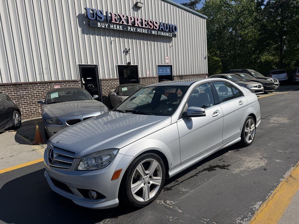 2010 MERCEDES-BENZ C-Class