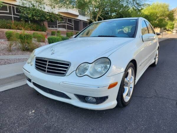 2005 MERCEDES-BENZ C-Class