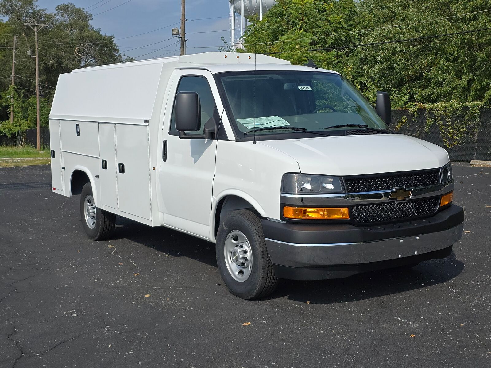 2025 CHEVROLET Express