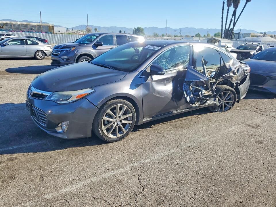 2015 TOYOTA Avalon
