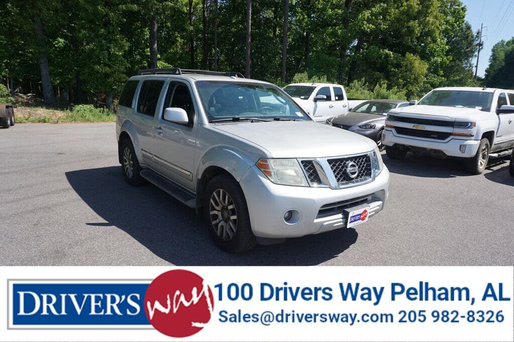 2012 NISSAN Pathfinder