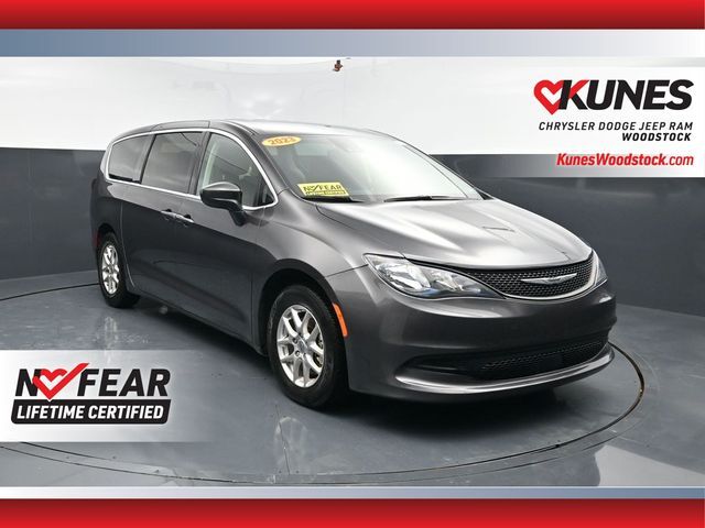 2023 CHRYSLER Voyager