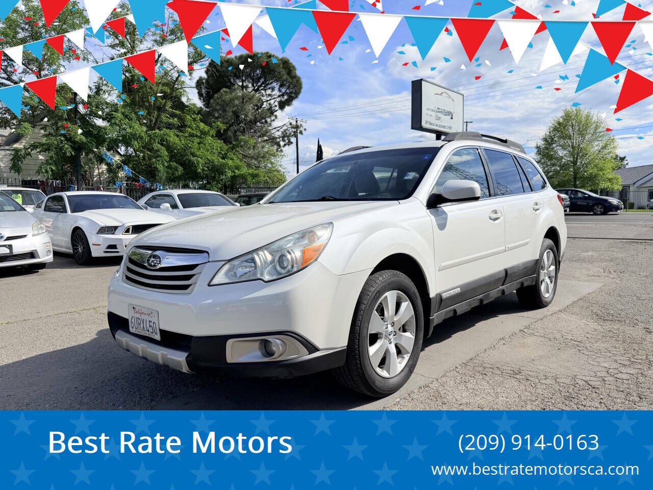 2012 SUBARU Outback