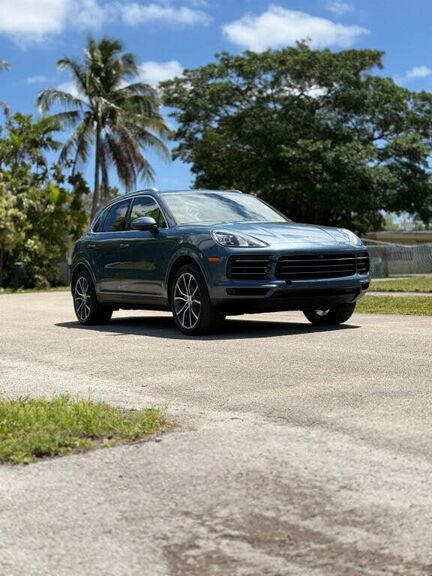 2019 PORSCHE Cayenne