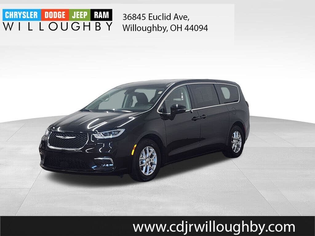 2024 CHRYSLER Pacifica