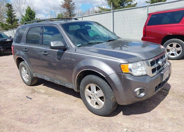 2011 FORD Escape