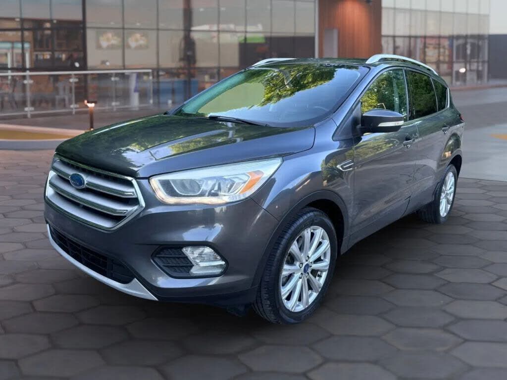 2017 FORD Escape