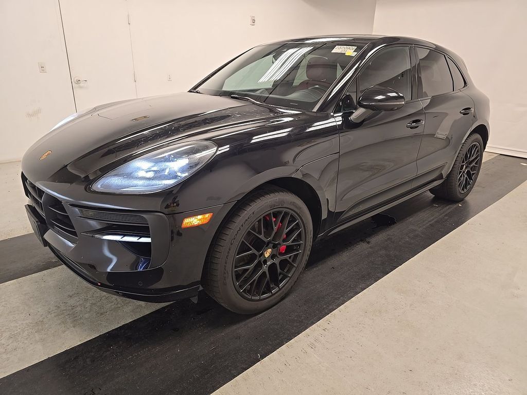 2020 PORSCHE Macan