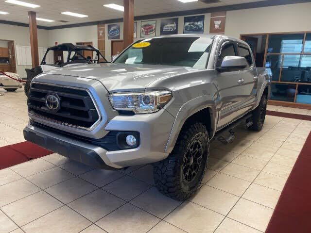 2020 TOYOTA Tacoma