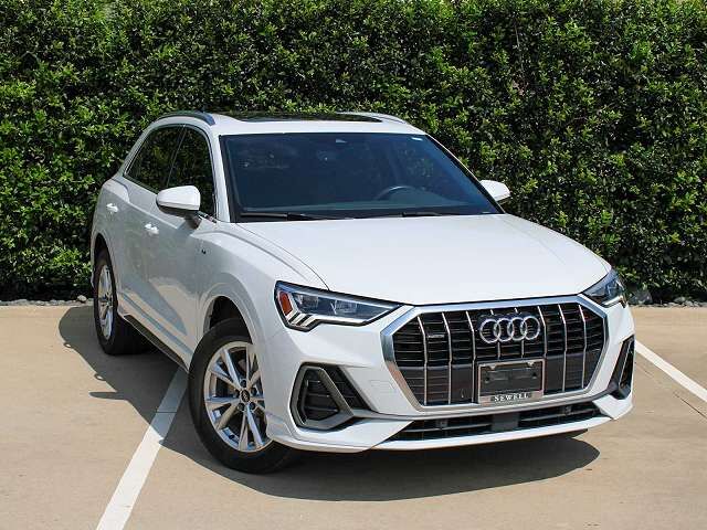 2024 AUDI Q3
