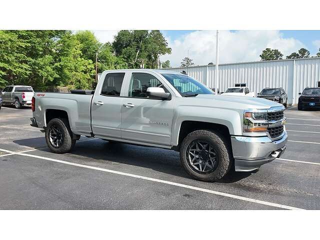 2018 CHEVROLET Silverado