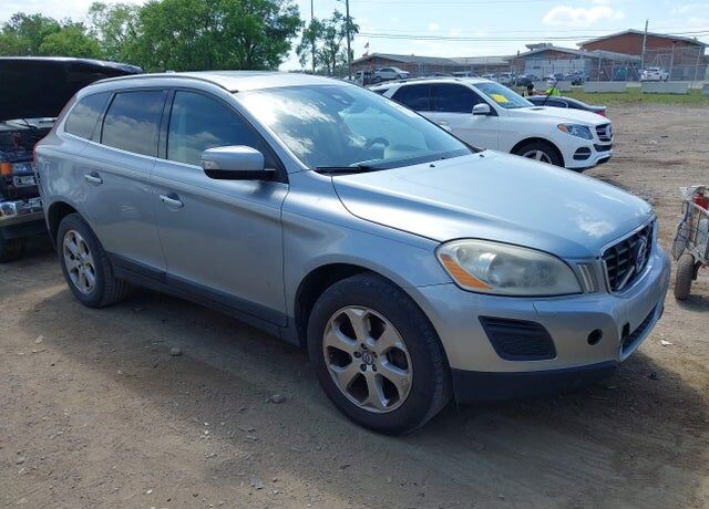 2013 VOLVO XC60