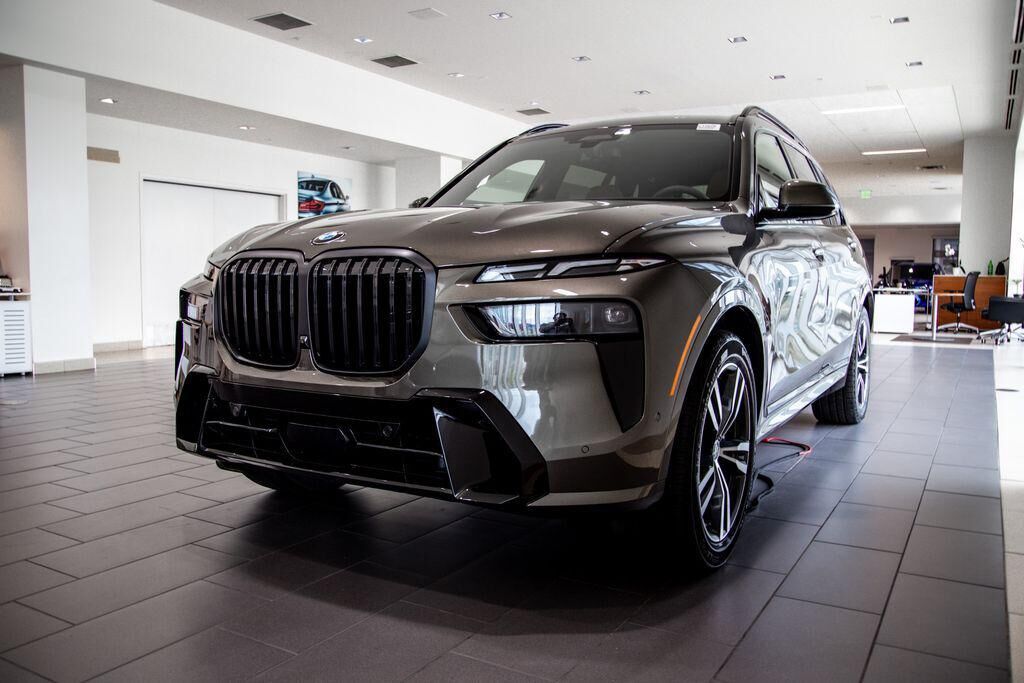 2026 BMW X7