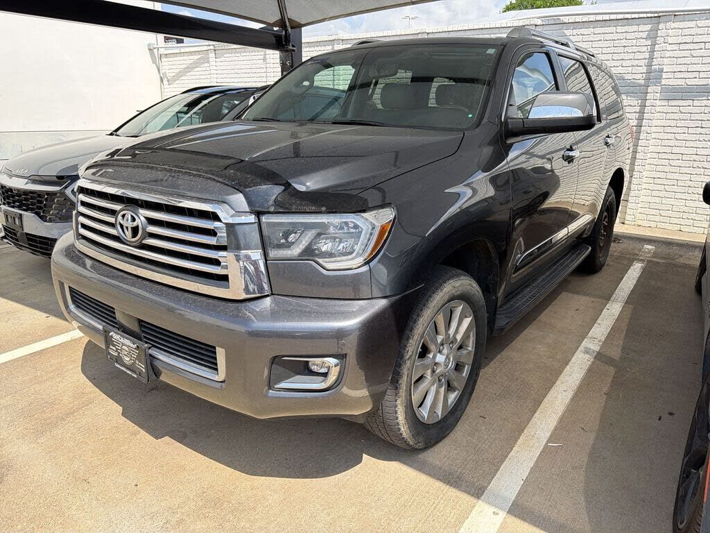 2019 TOYOTA Sequoia