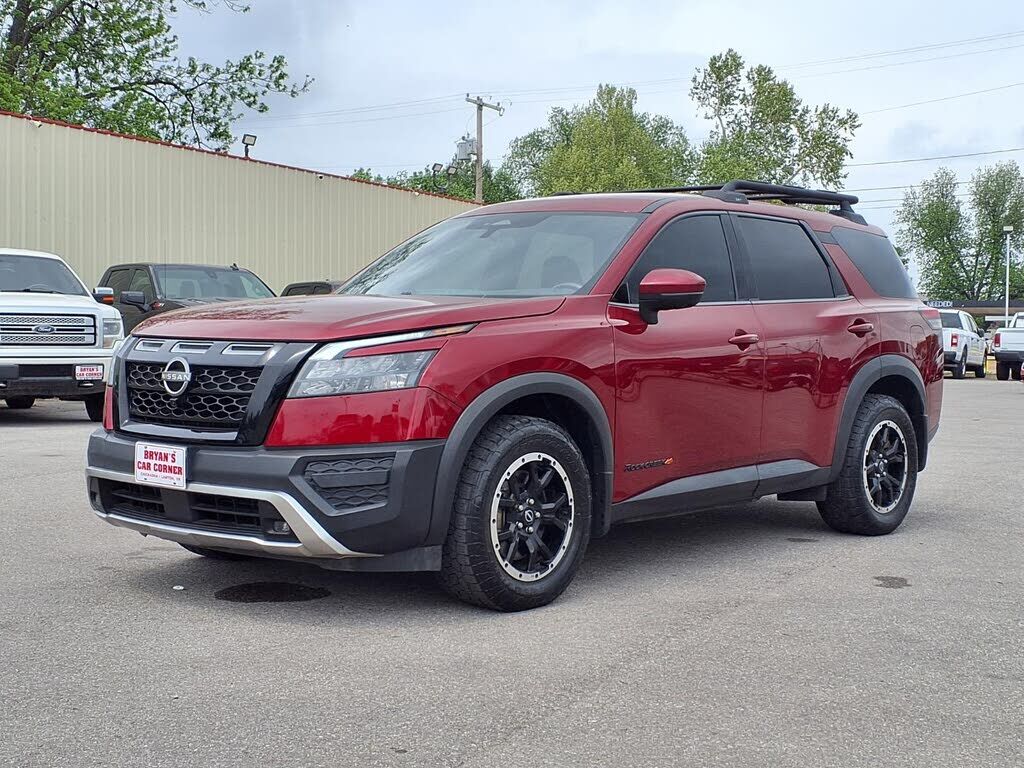 2024 NISSAN Pathfinder