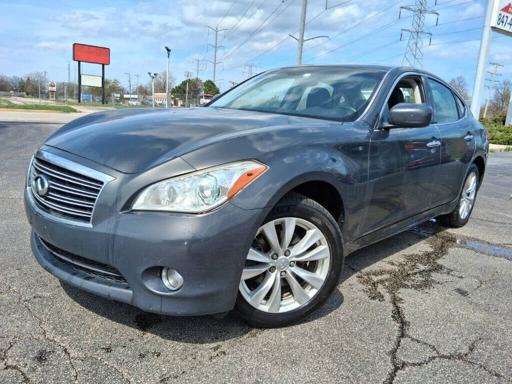 2011 INFINITI M37