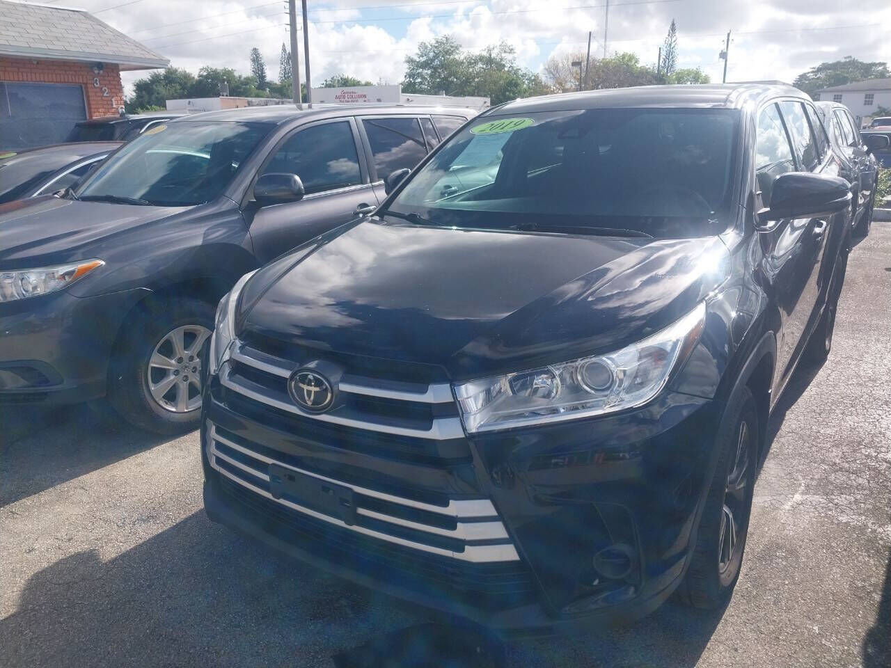 2019 TOYOTA Highlander