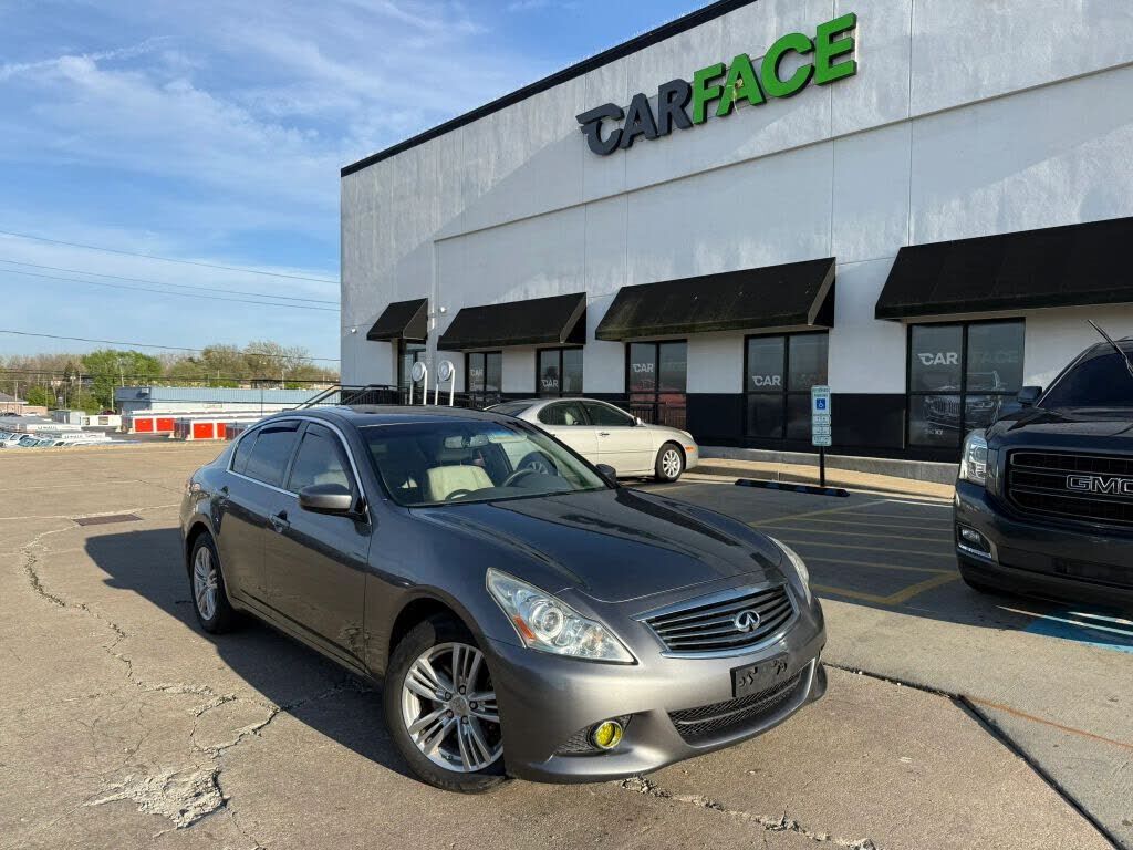 2011 INFINITI G37