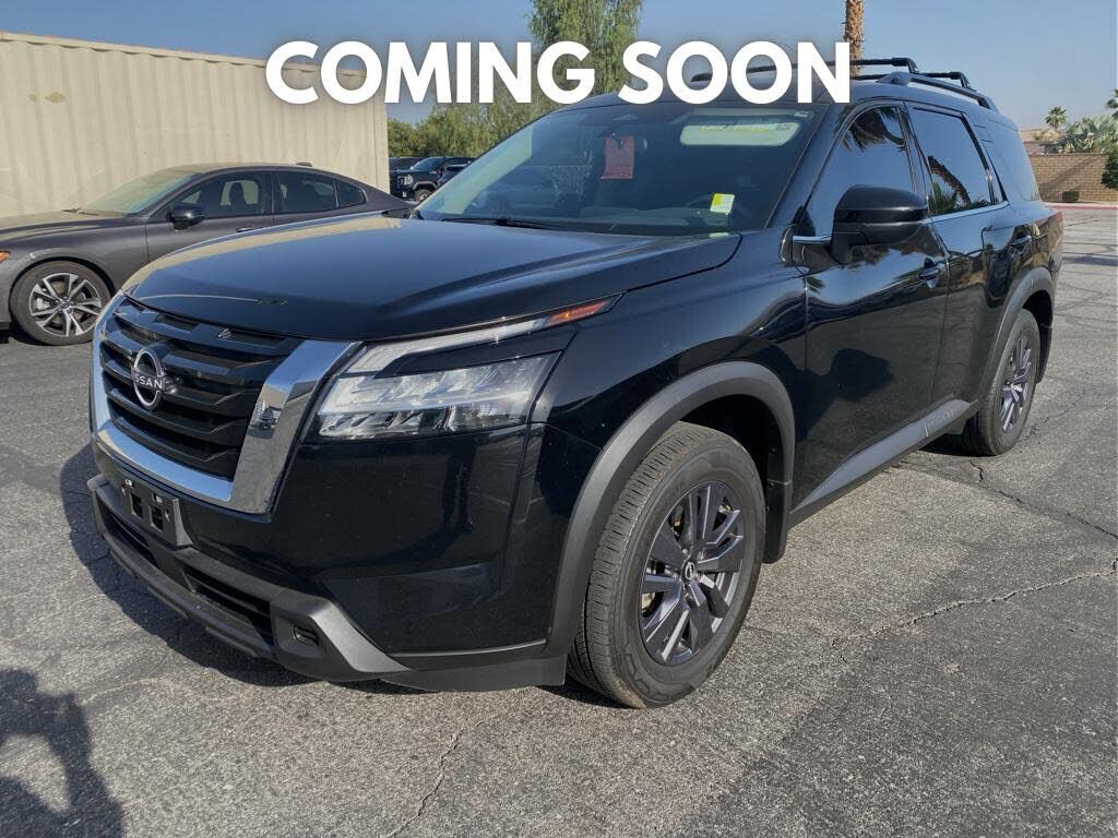2022 NISSAN Pathfinder