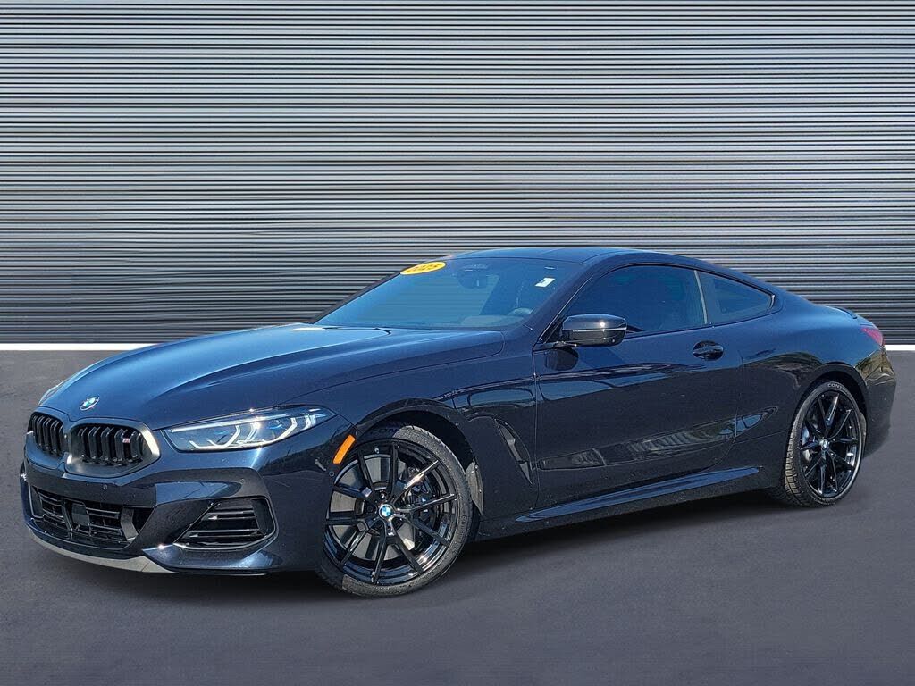 2025 BMW M8