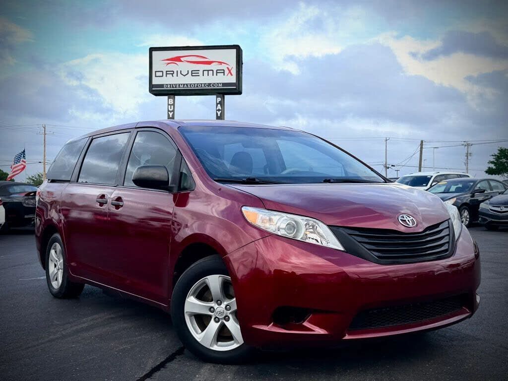 2014 TOYOTA Sienna