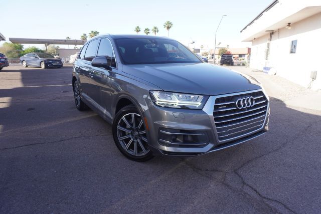 2017 AUDI Q7