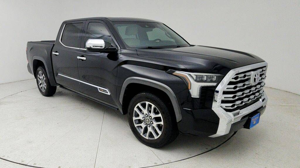 2022 TOYOTA Tundra