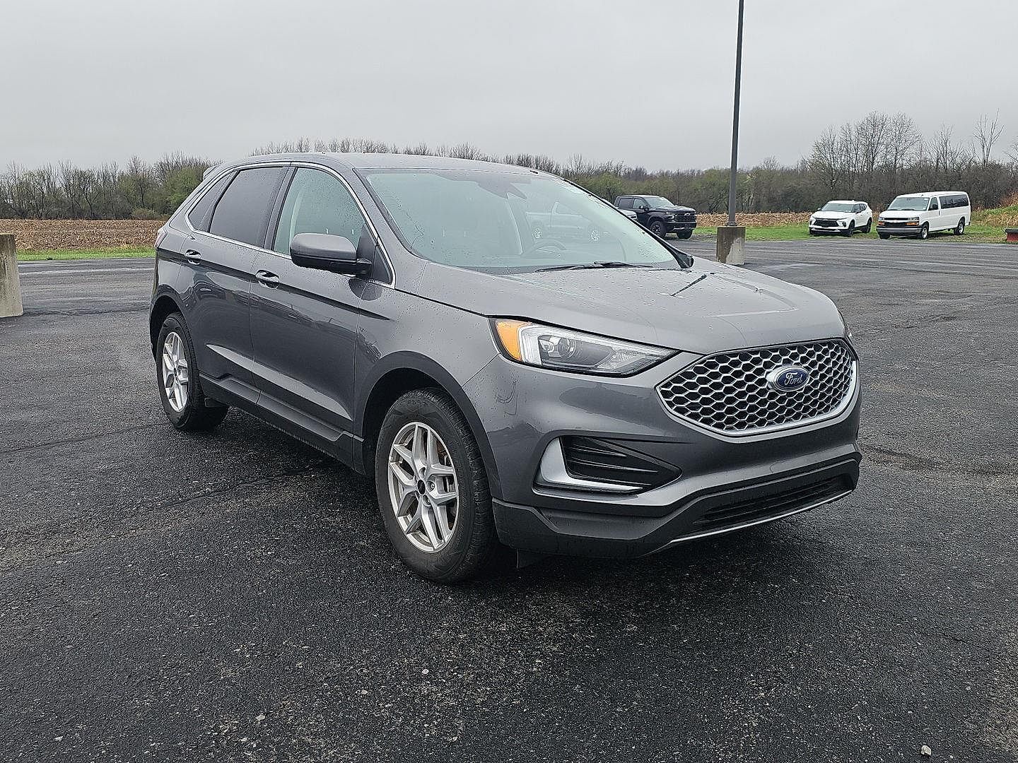 2024 FORD Edge