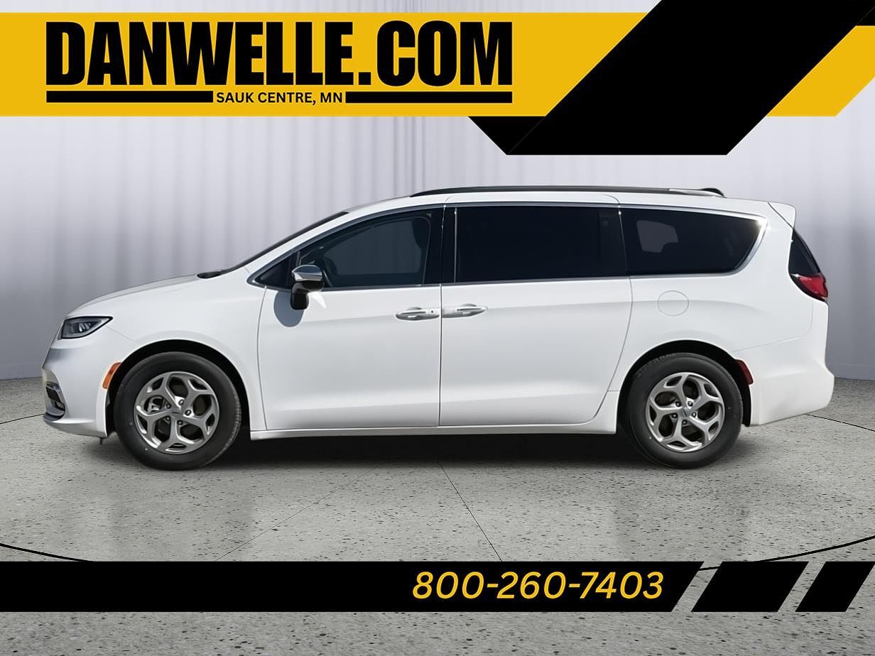 2023 CHRYSLER Pacifica