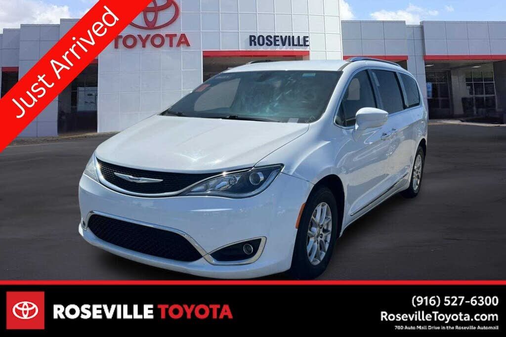 2020 CHRYSLER Pacifica