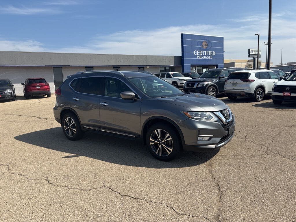 2017 NISSAN Rogue