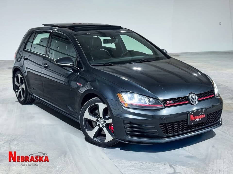 2017 VOLKSWAGEN Golf GTI