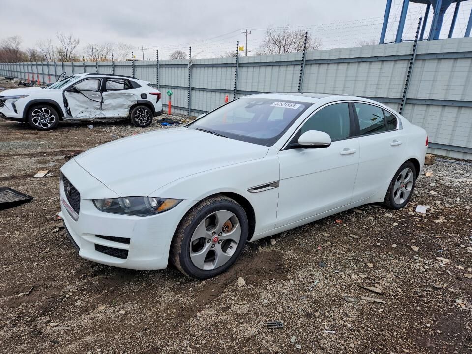 2017 JAGUAR XE