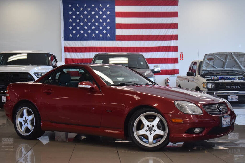 2004 MERCEDES-BENZ SLK-Class