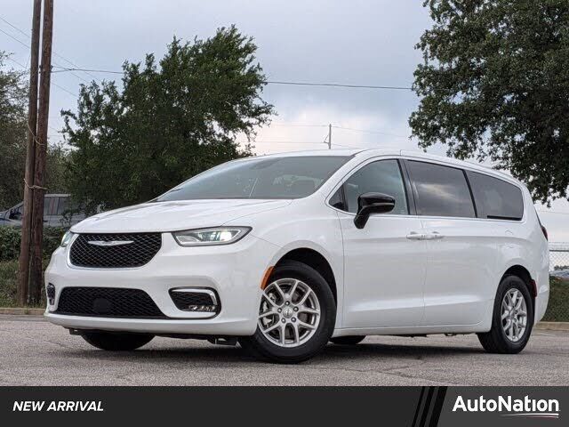 2025 CHRYSLER Pacifica