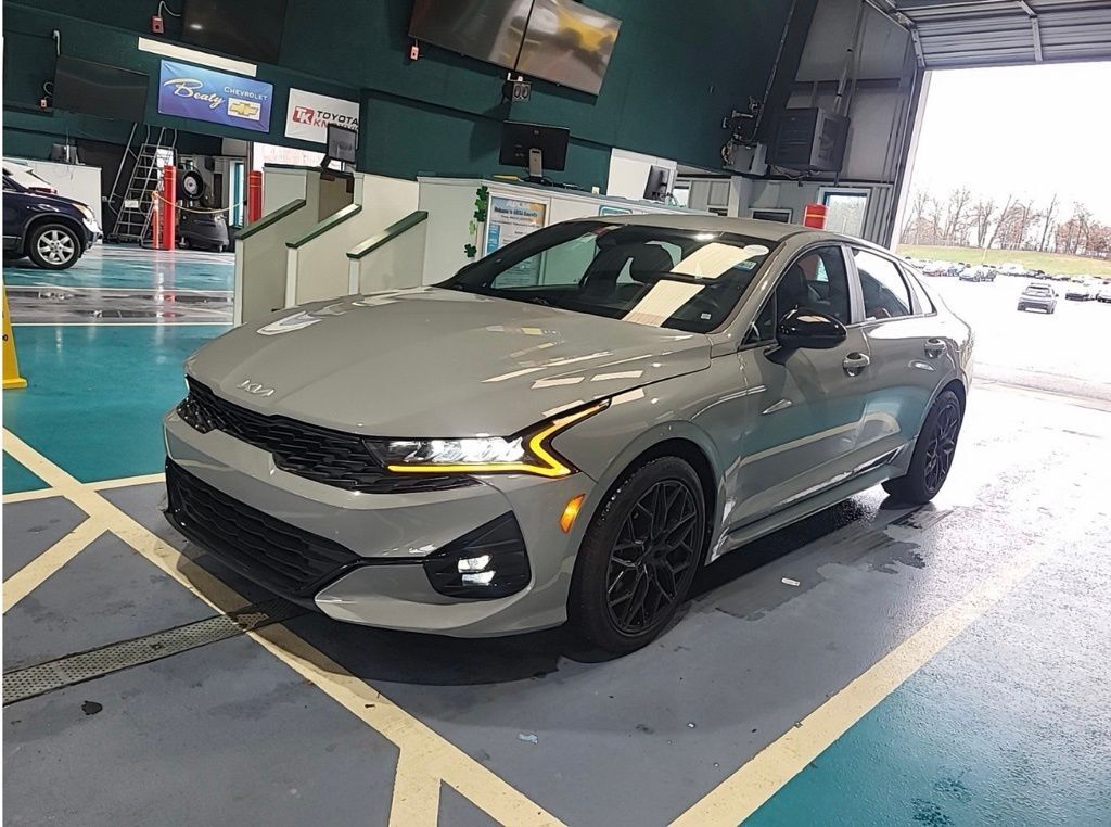 2022 KIA K5